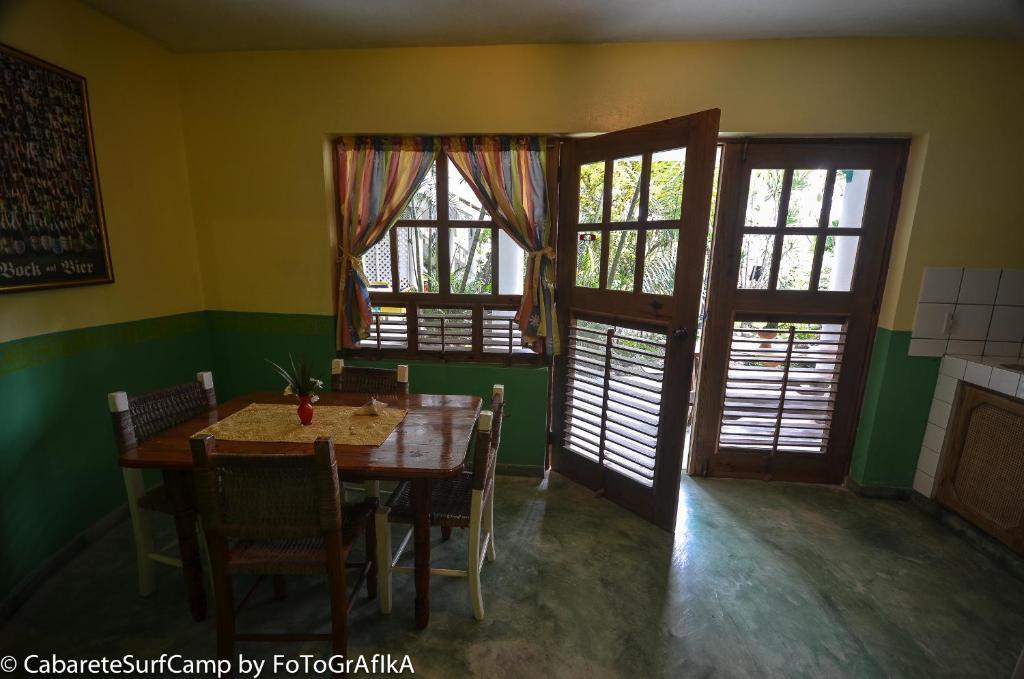 Cabarete Surf Camp Otel Dış mekan fotoğraf